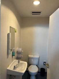 Toilet room 2