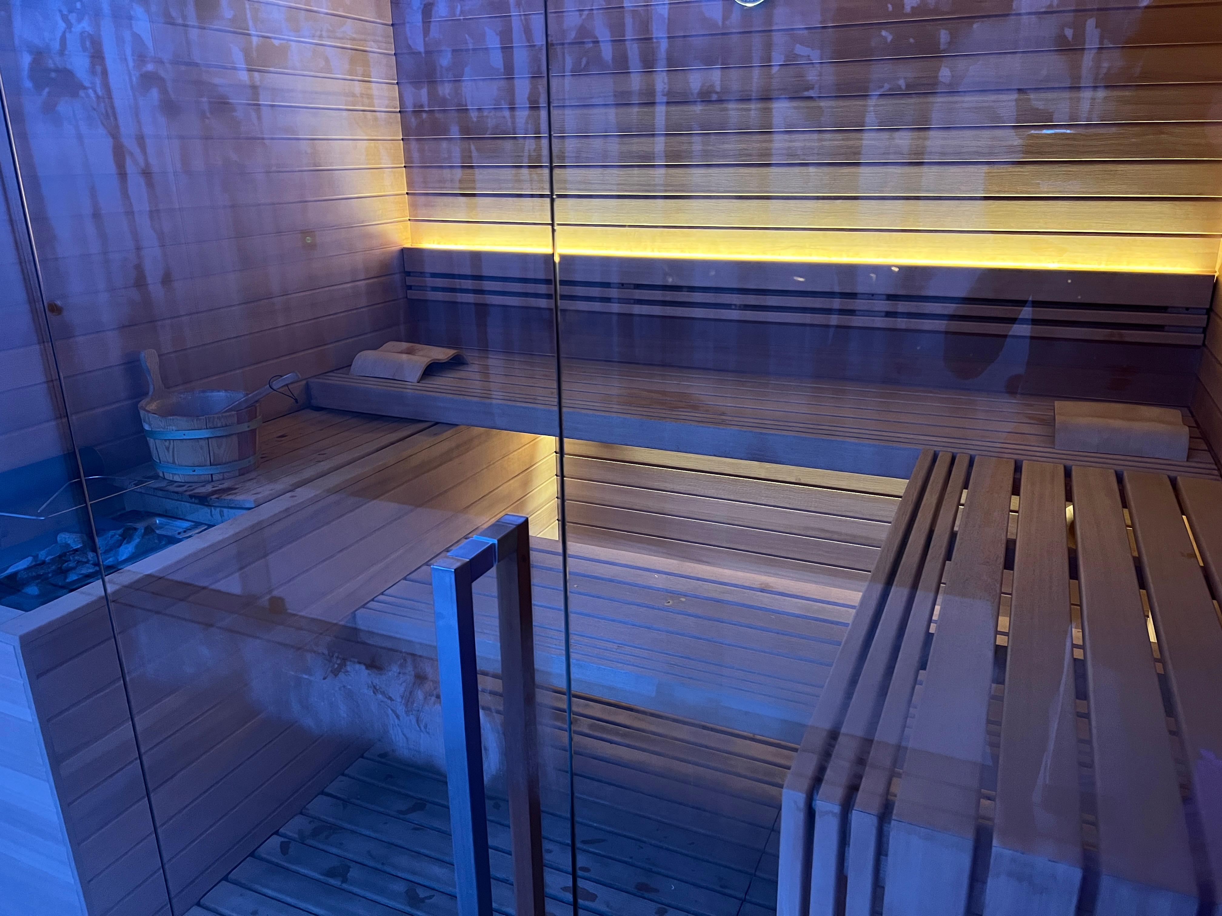 Sauna (extra charge but worth it)