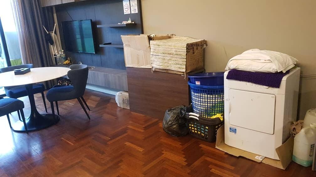 i can even used the hall because scared of missing item