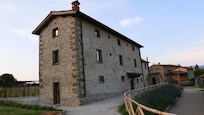 Newly renovated farm building with fabulous interiors!