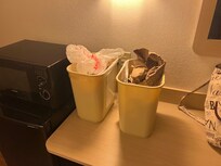 Trash was like this upon arrival