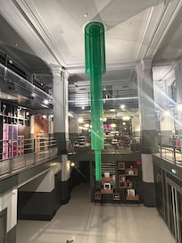 Hall avec le luminaire