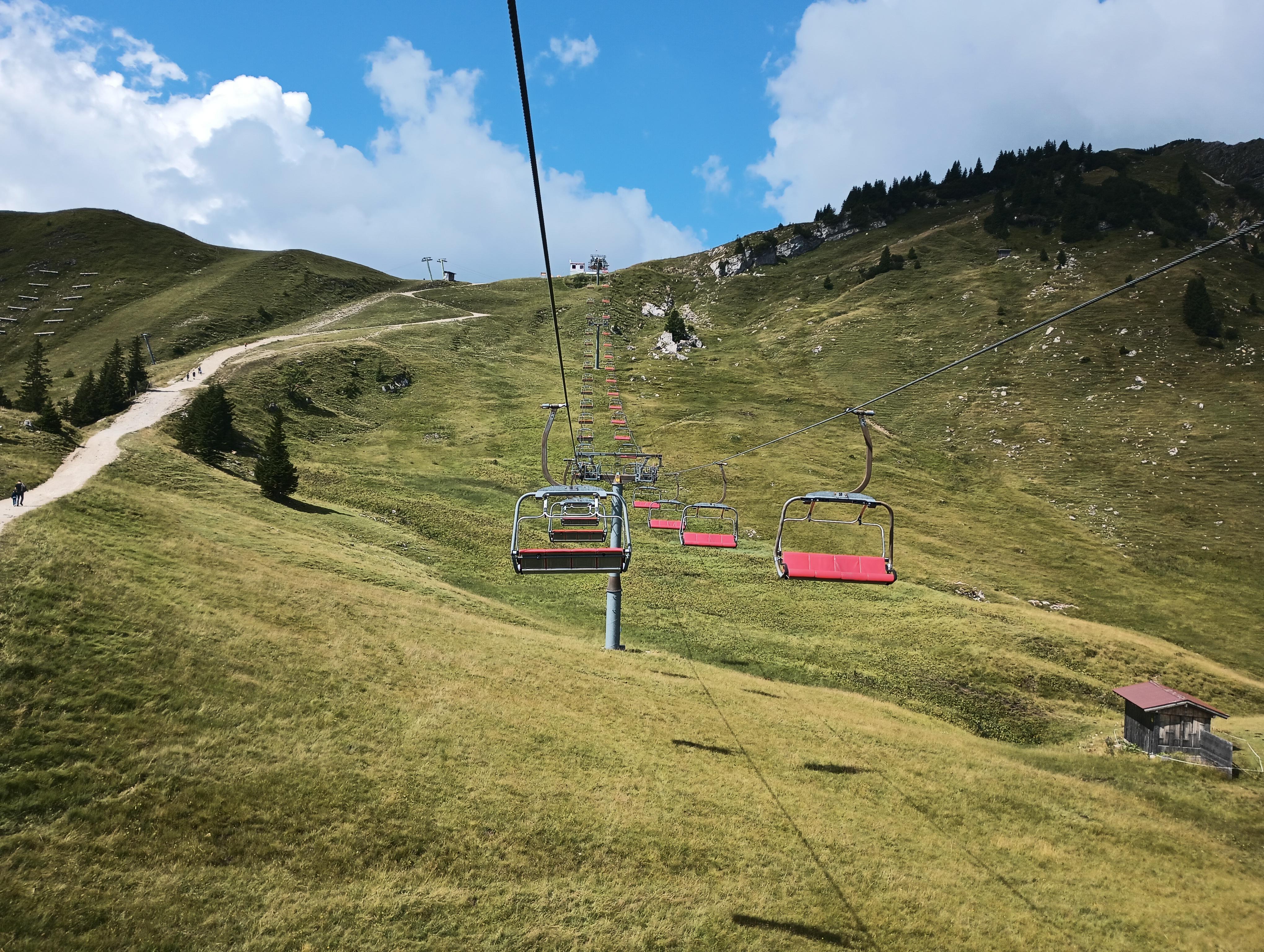 Lift up nearby mountain with hiking and cafe.