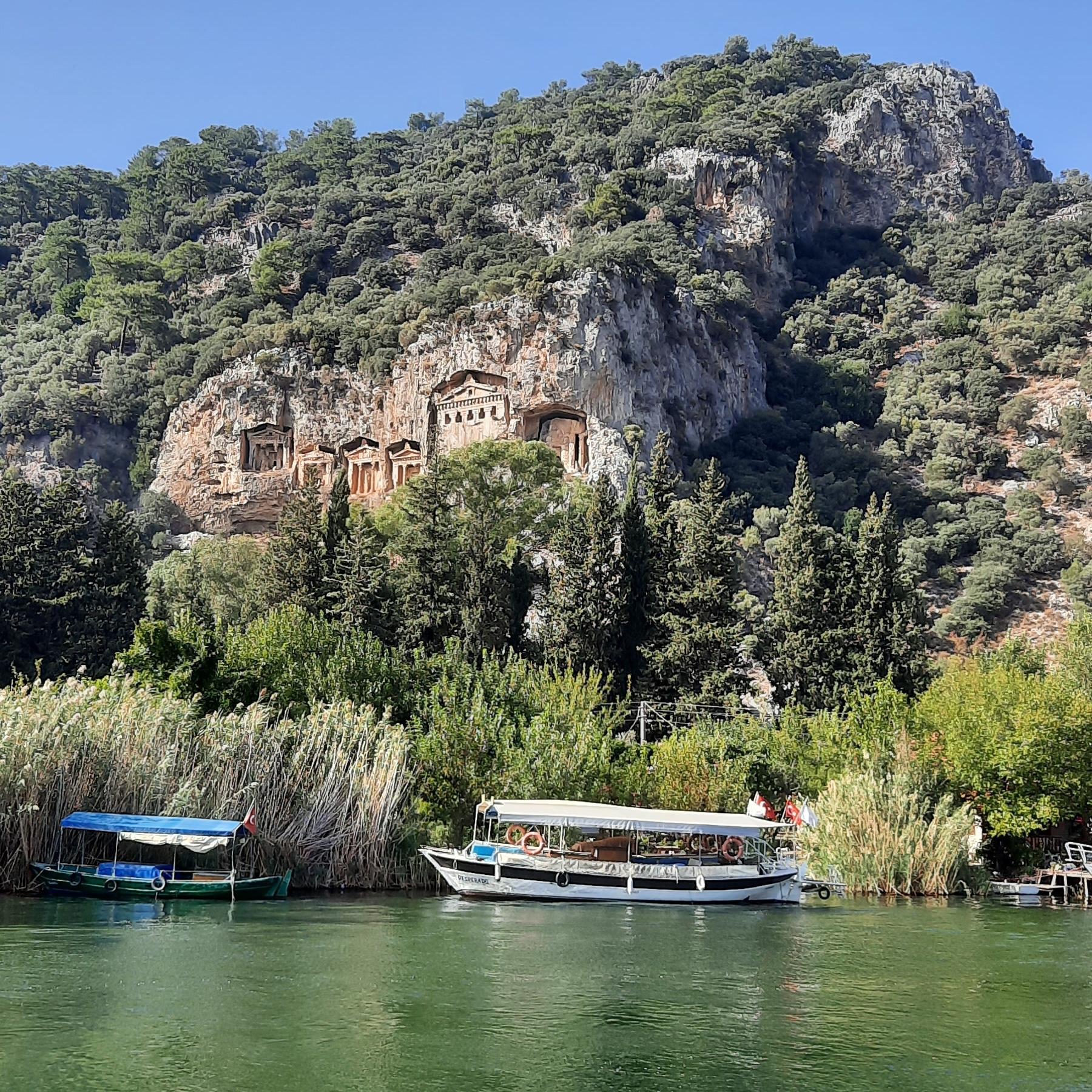 Kaya mezarlar dalyan