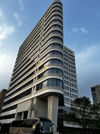 Fachada del hotel