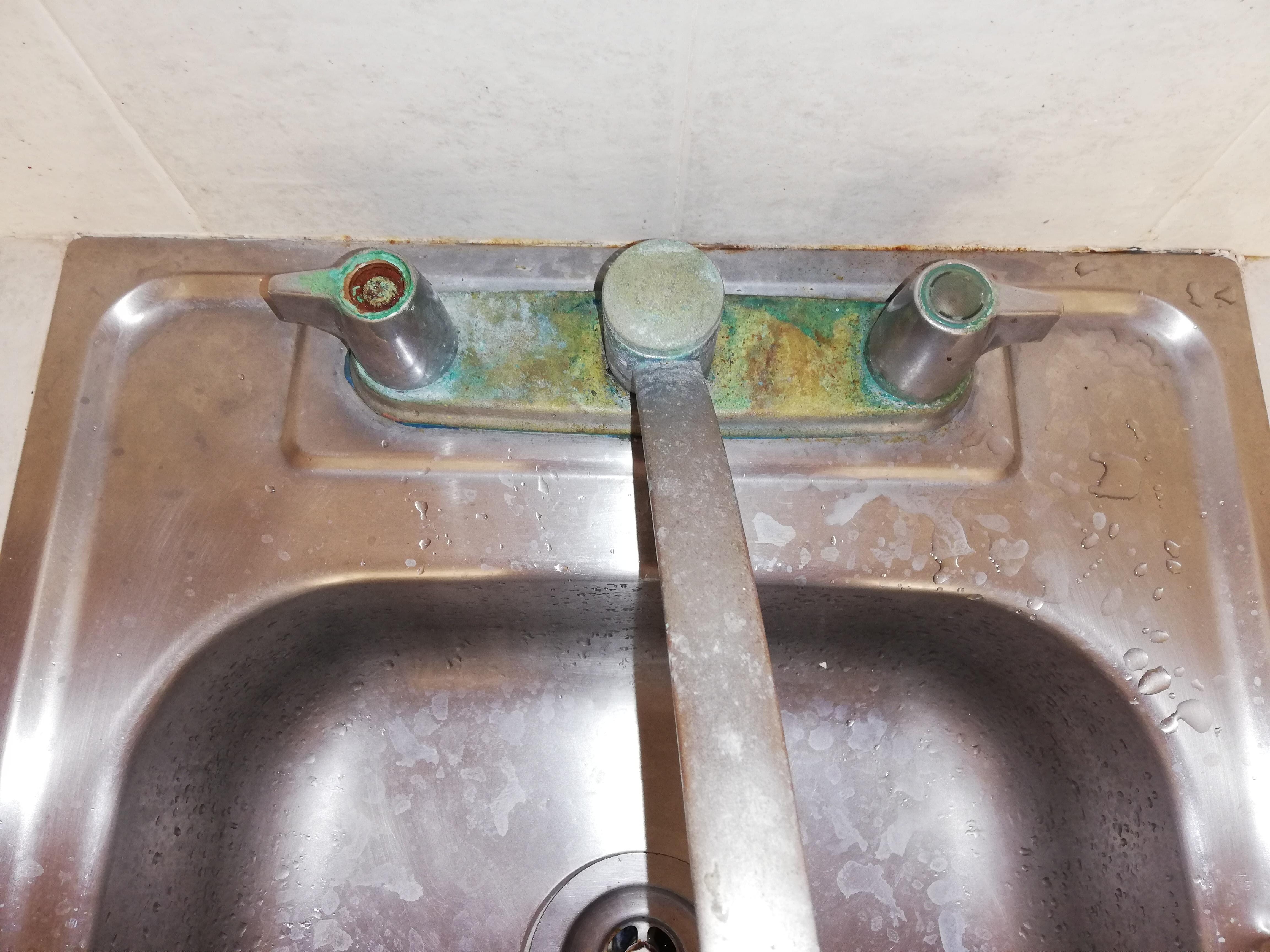 Kitchen tap