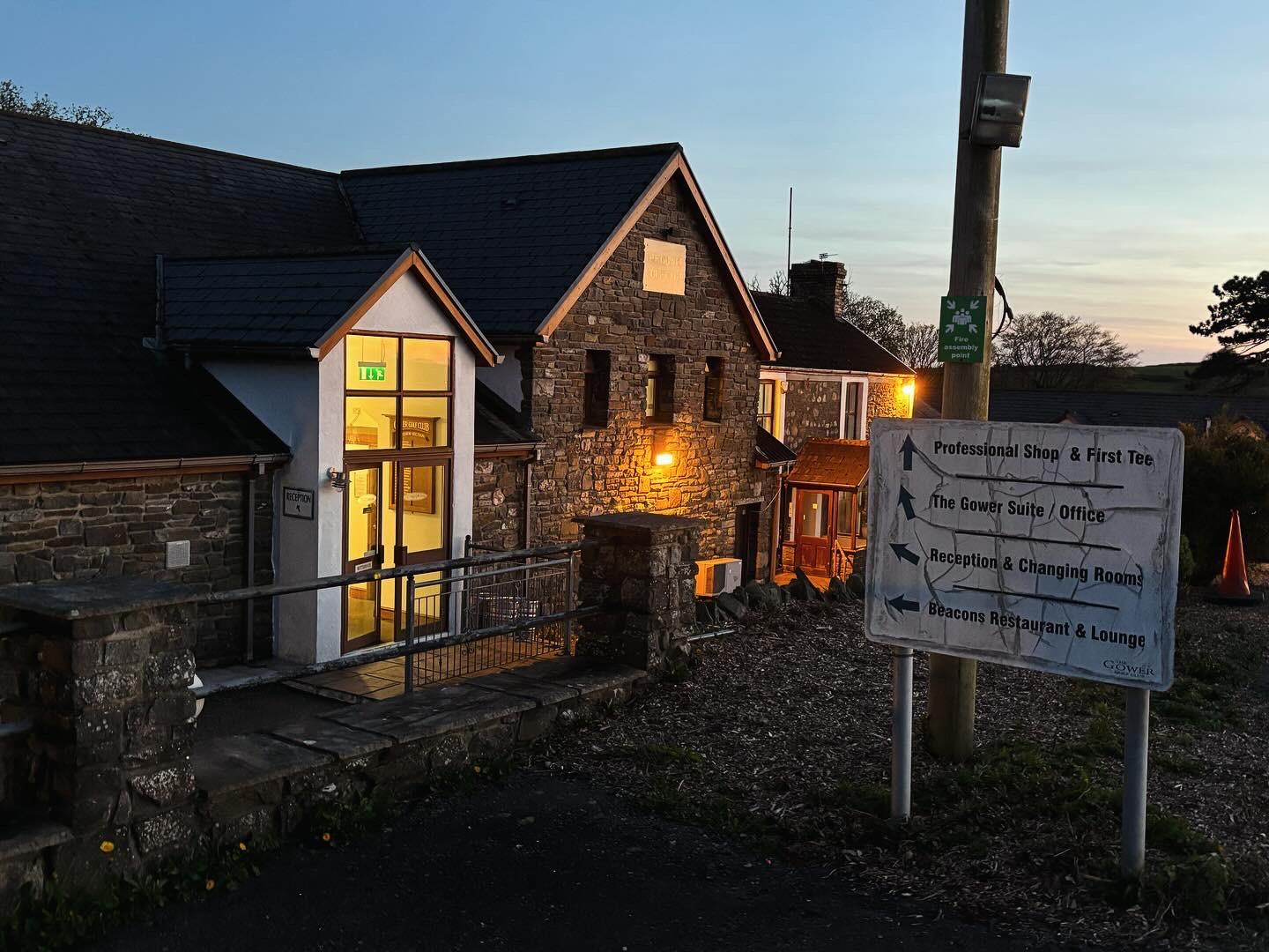 Main building, reception & breakfast area