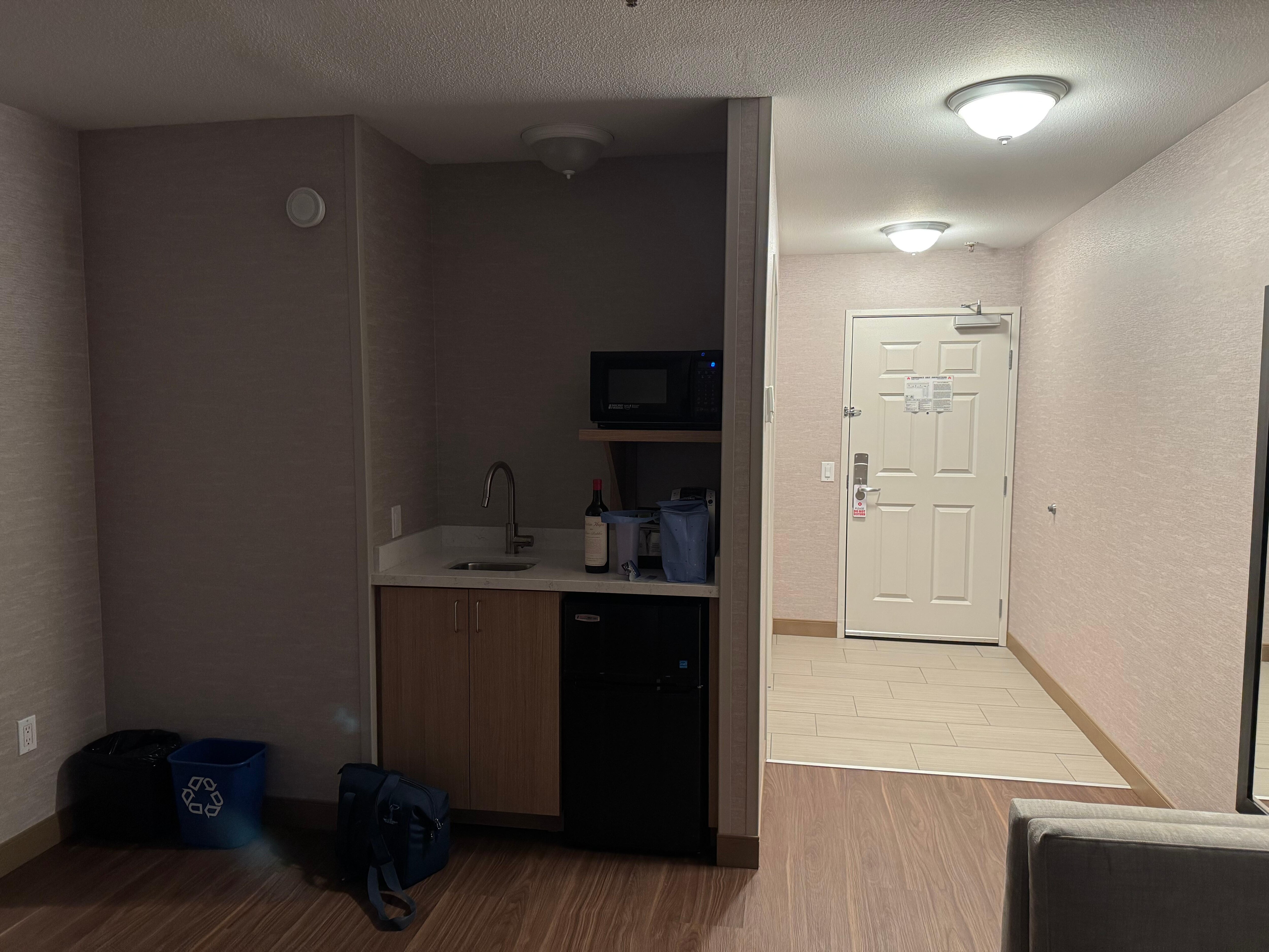 Entrance and kitchenette area