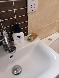 Dirty sink