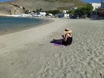 Breakfast on an empty beach before day trips arrive