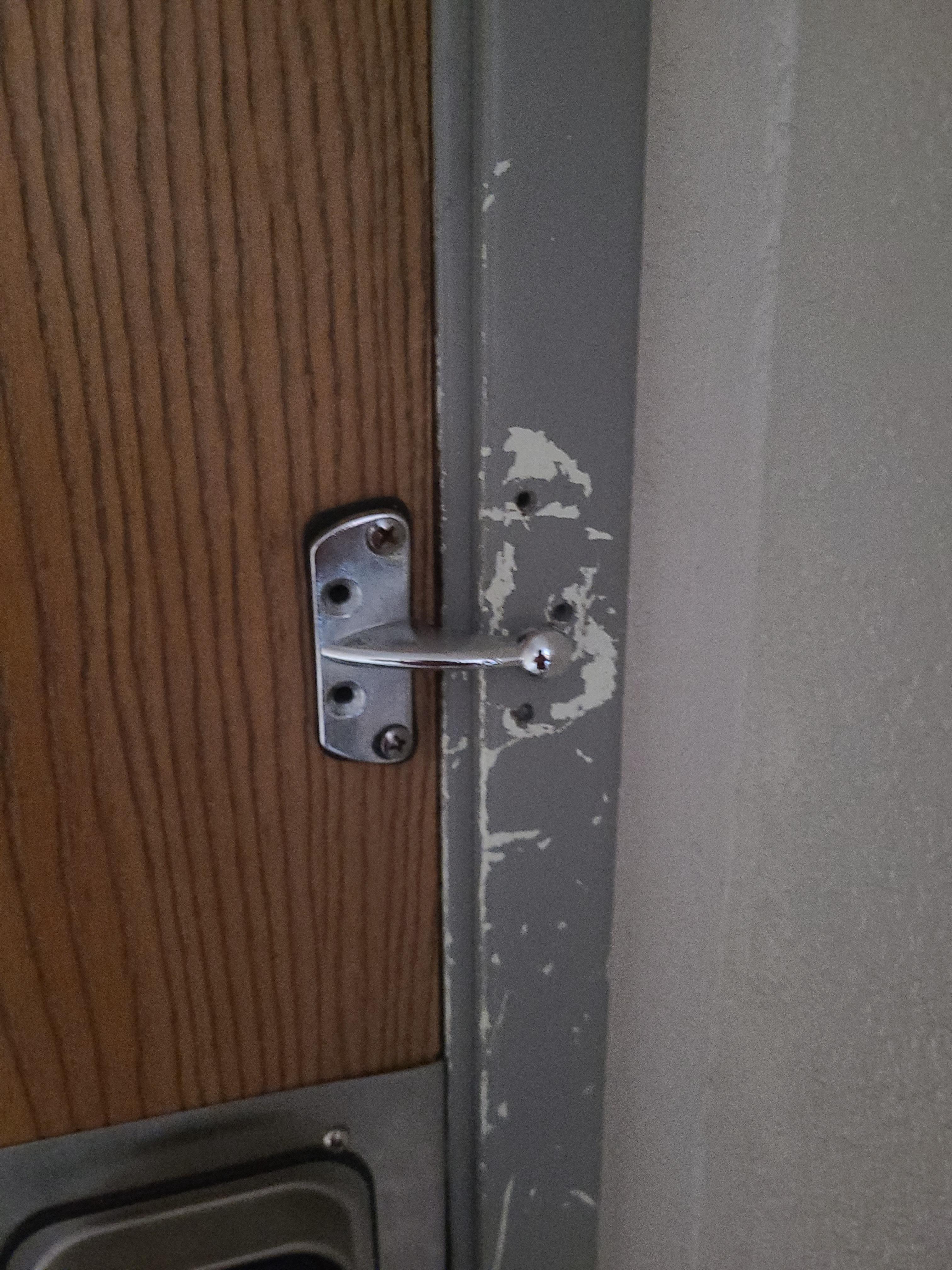 Broken security latch 