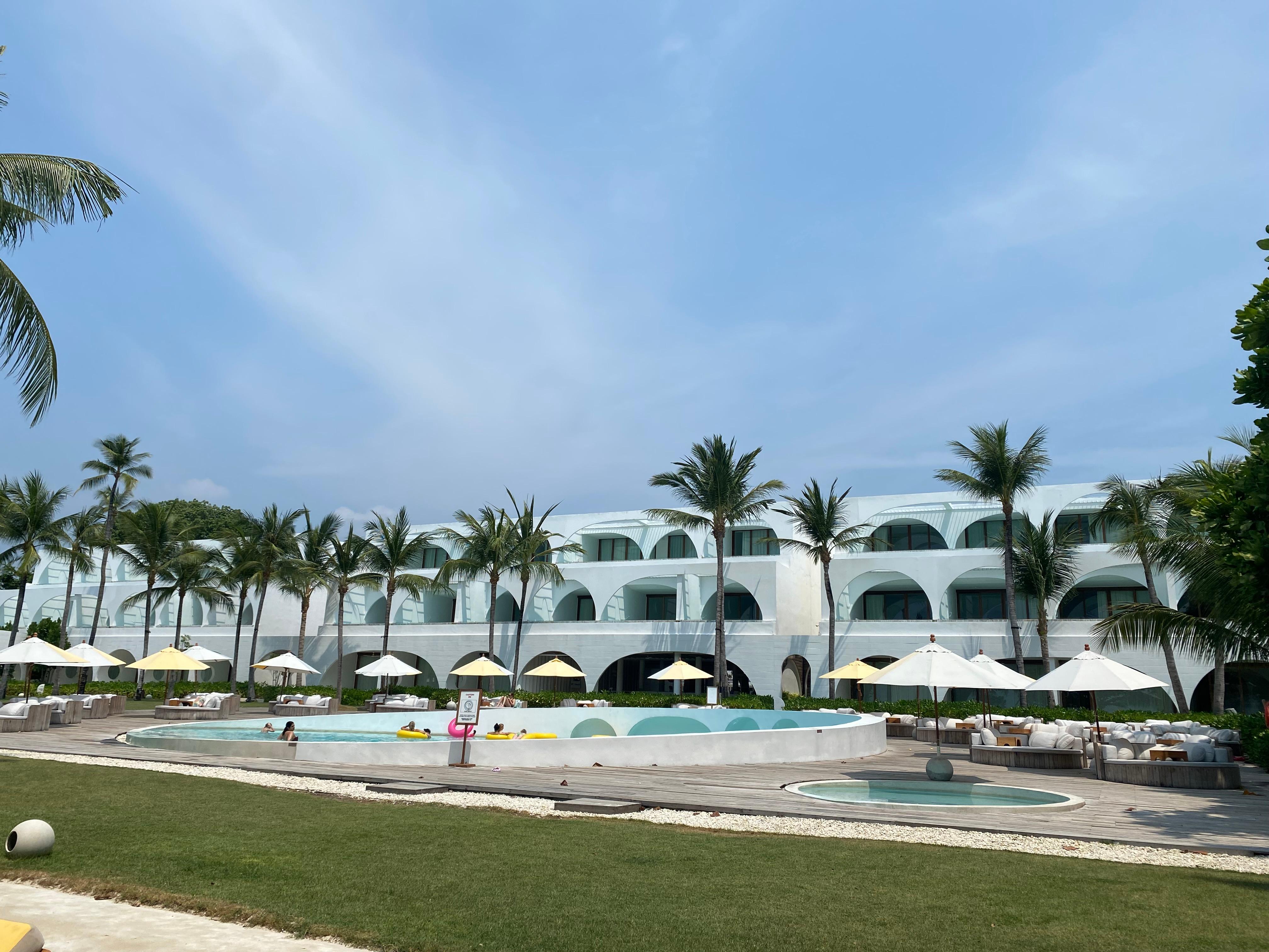 Nice hotel with outdoor pool