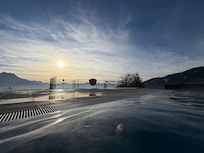 La piscine extérieure