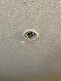 Missing smoke alarm. Probably removed by smokers.