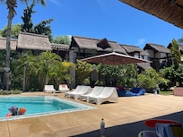 The pool is very well maintained