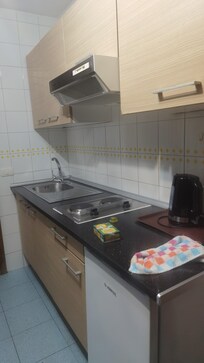 Muy viejo todo, esto no te sale en sus fotos.