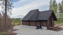 The sauna. The huts look like this too, only smaller.