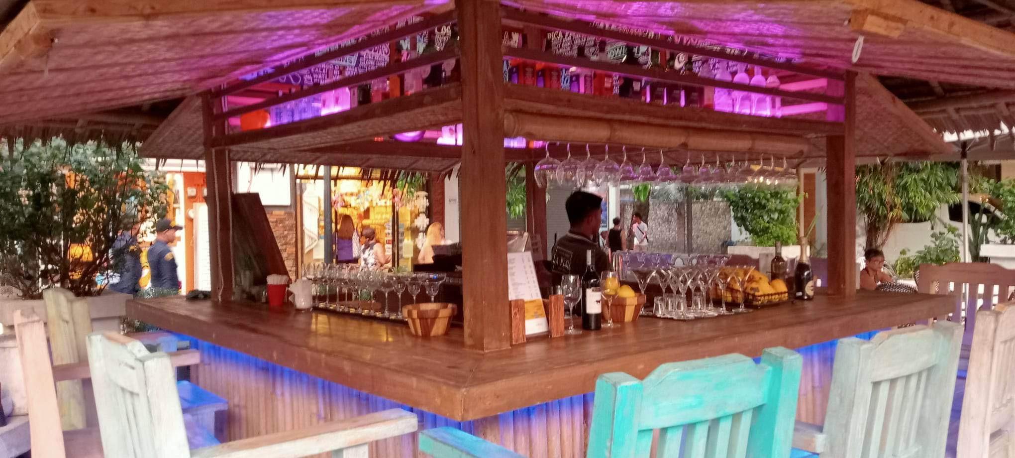The bar at the La Plaza