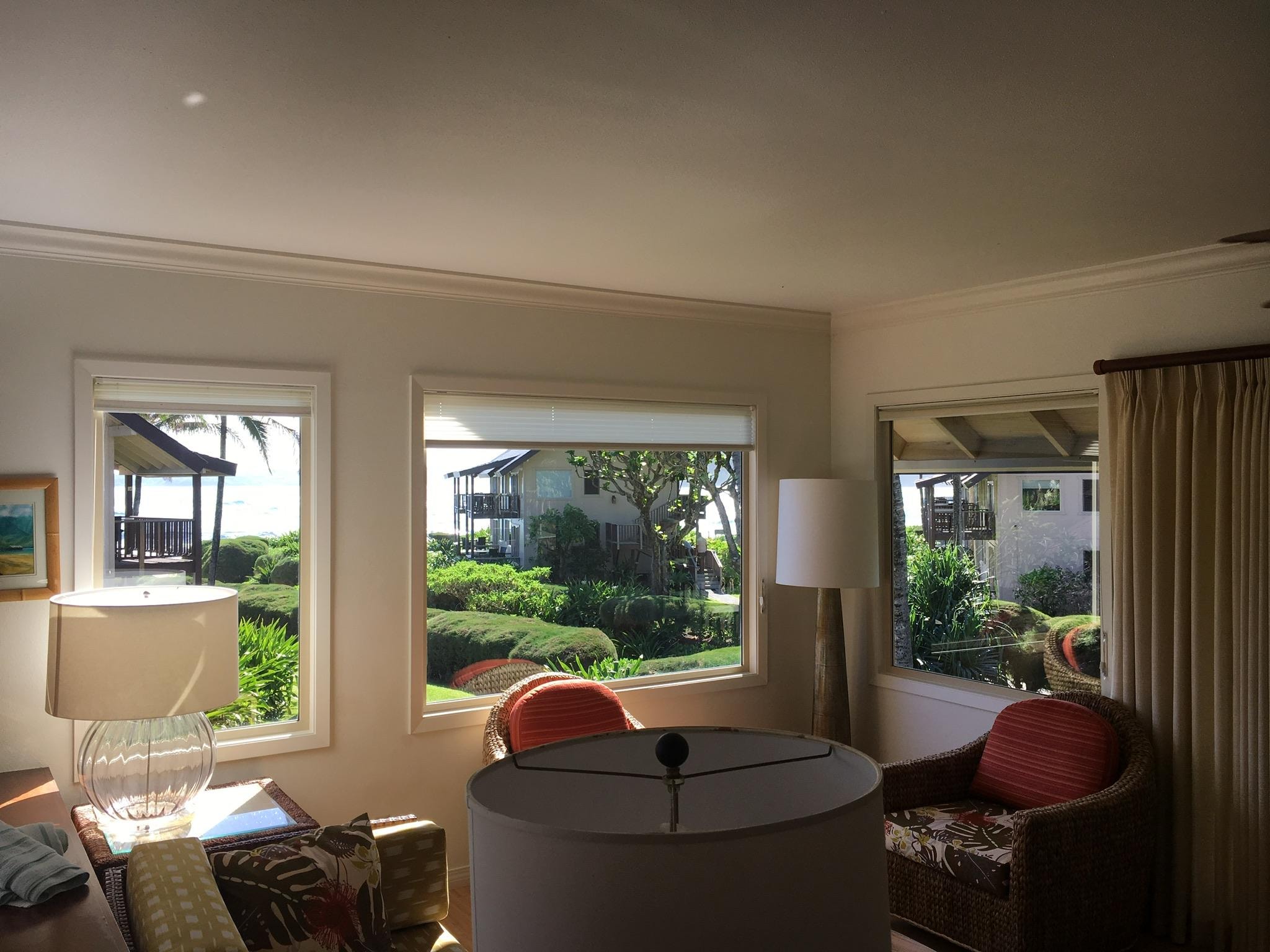 Dining to balcony