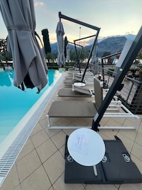Locked up pool chairs - 10 Euro/chair/day