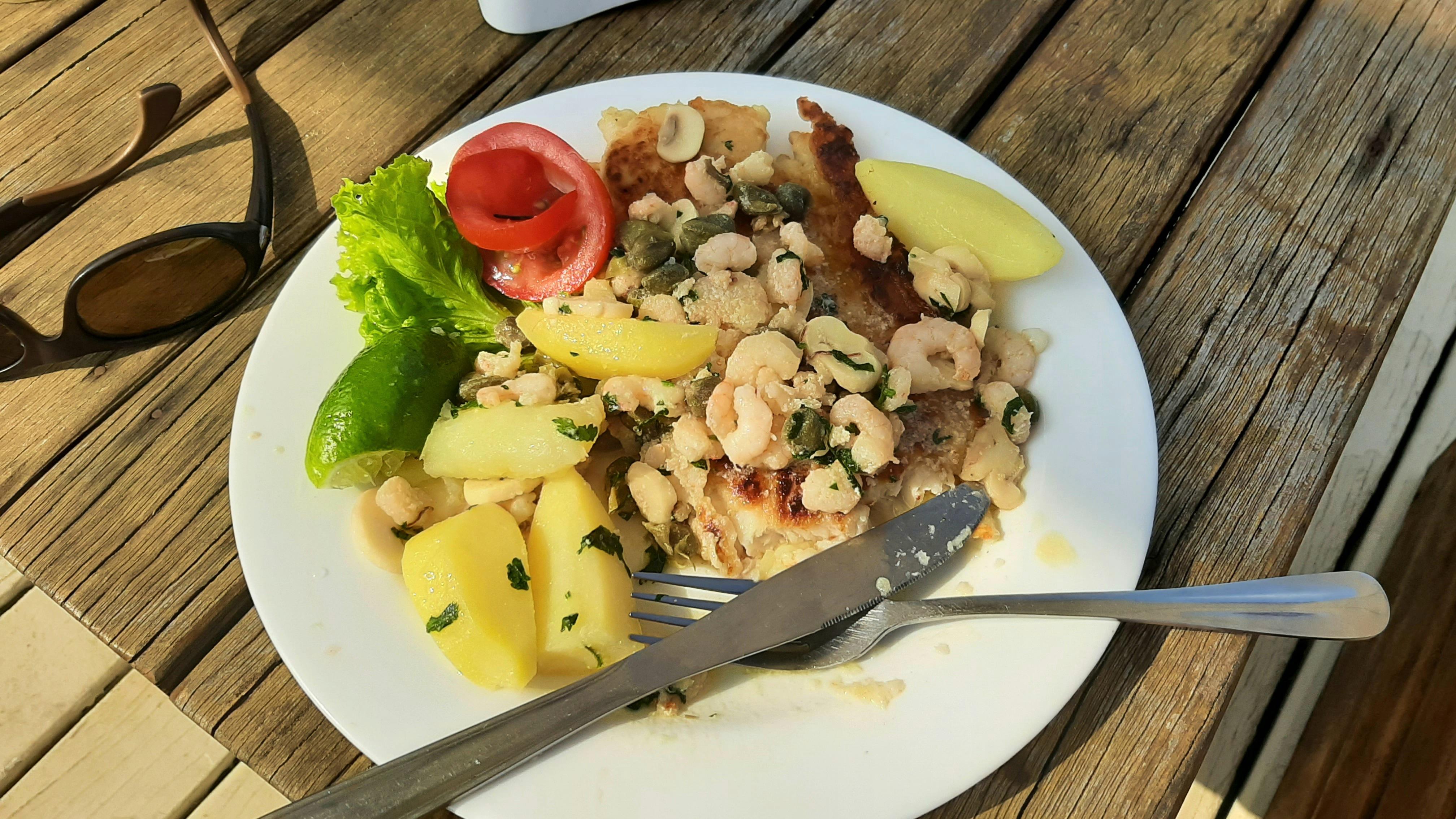 Porção individual, peixe muito gostoso
