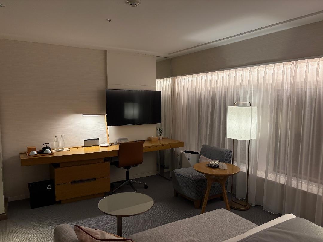Premier Grand room
