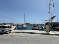 The port water is sooo clear and blue. Also, very quiet as far as ship noise goes