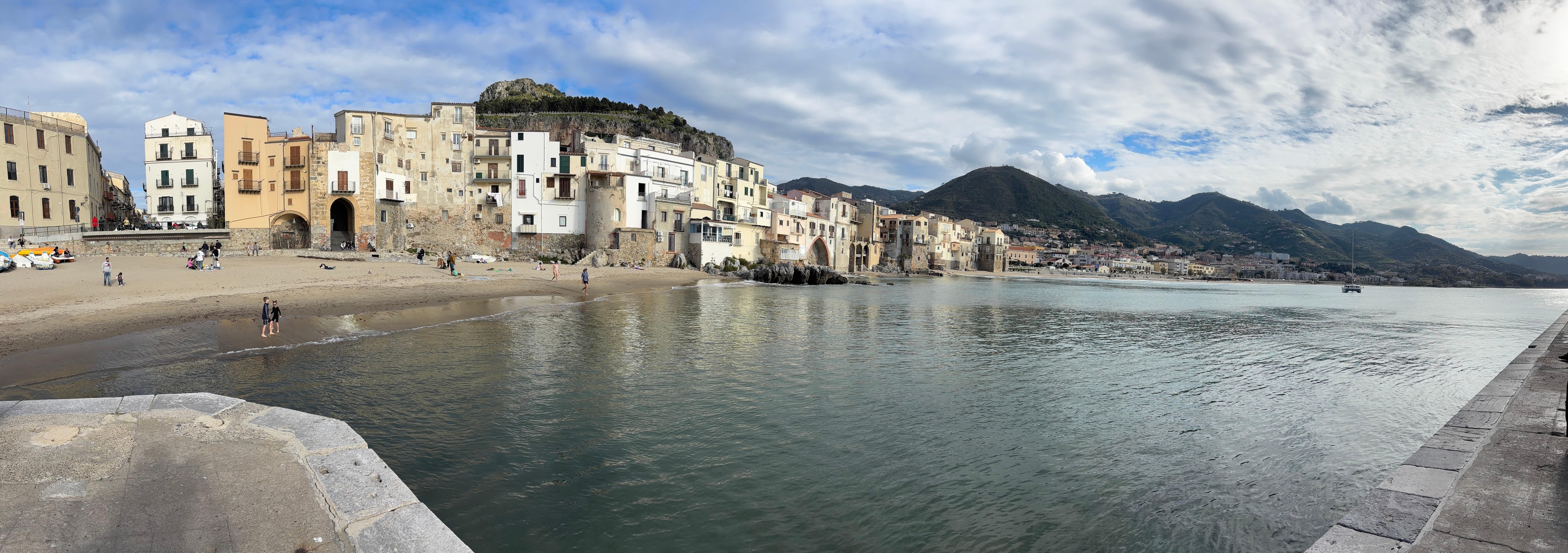 Vista da orla e centro histórico