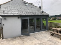 Chyreen Exterior