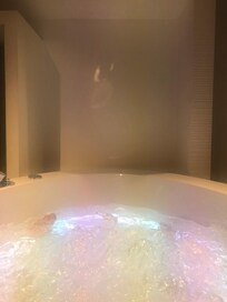 Boblebad på rommet!