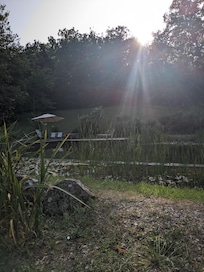 Morgenlyset over badesøen