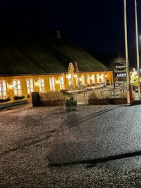 Fuld blus på hodde kro