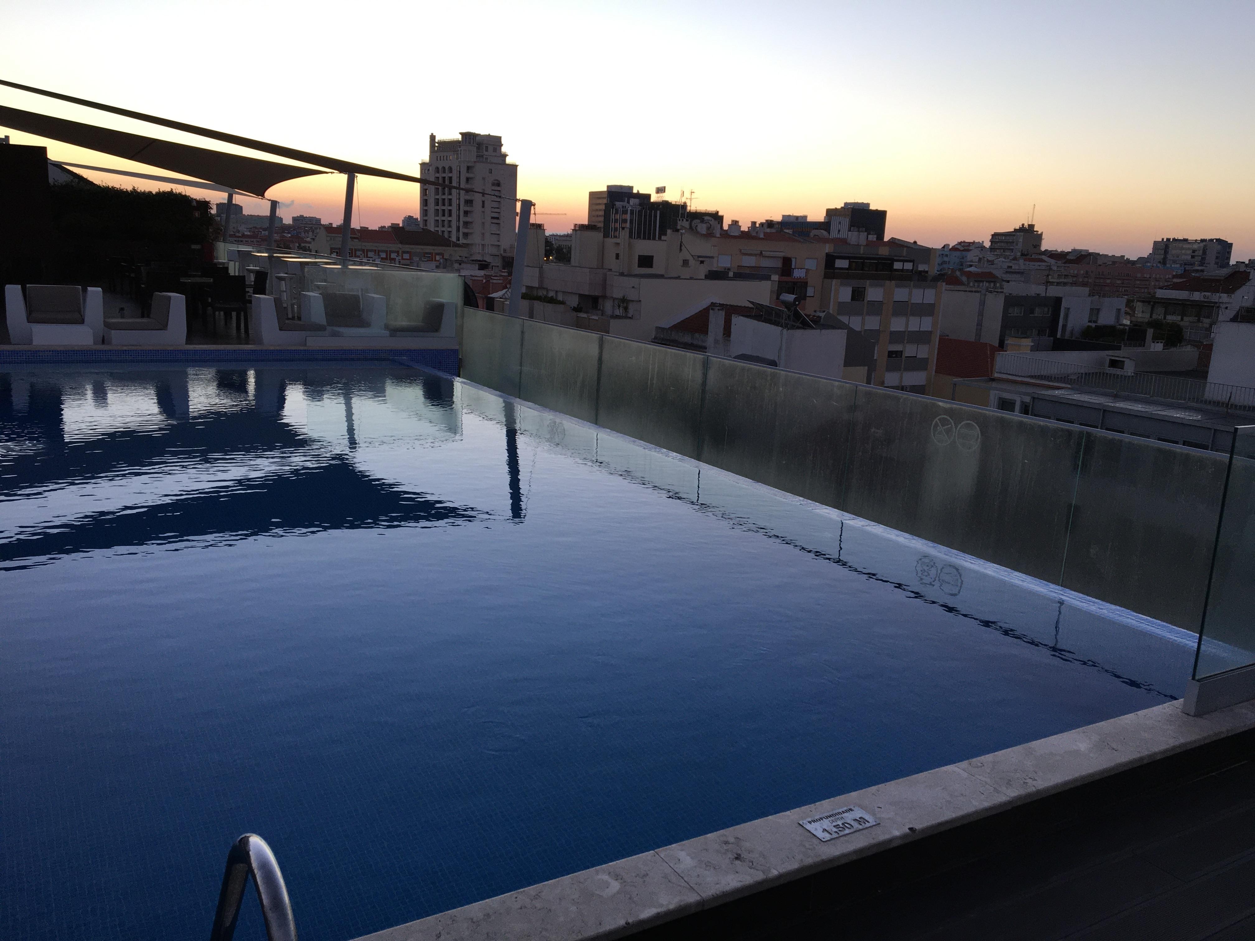 Pool på tagterrassen