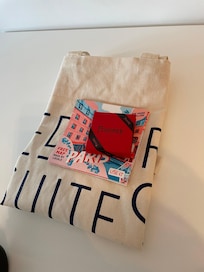 Welcome gift chocolate and bag