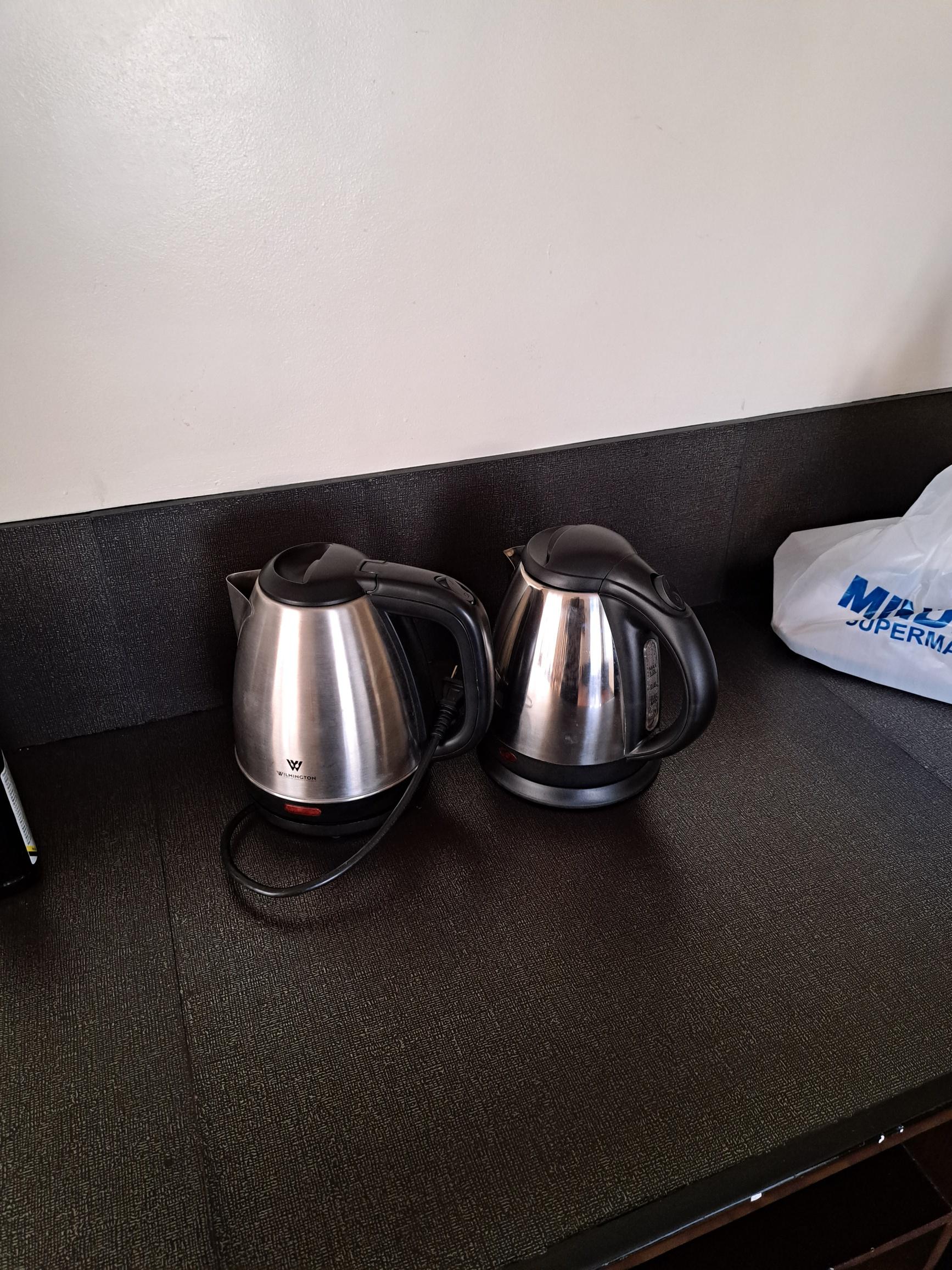 Faulty Kettle left in the room with replacement!