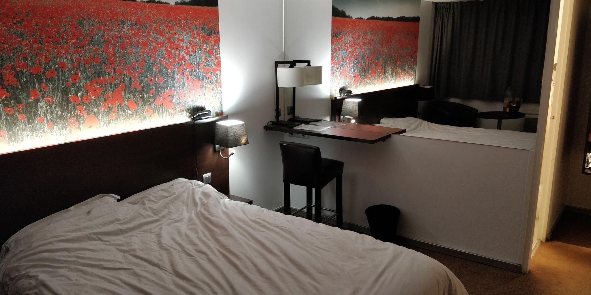 Chambre avec tentative de rénovation