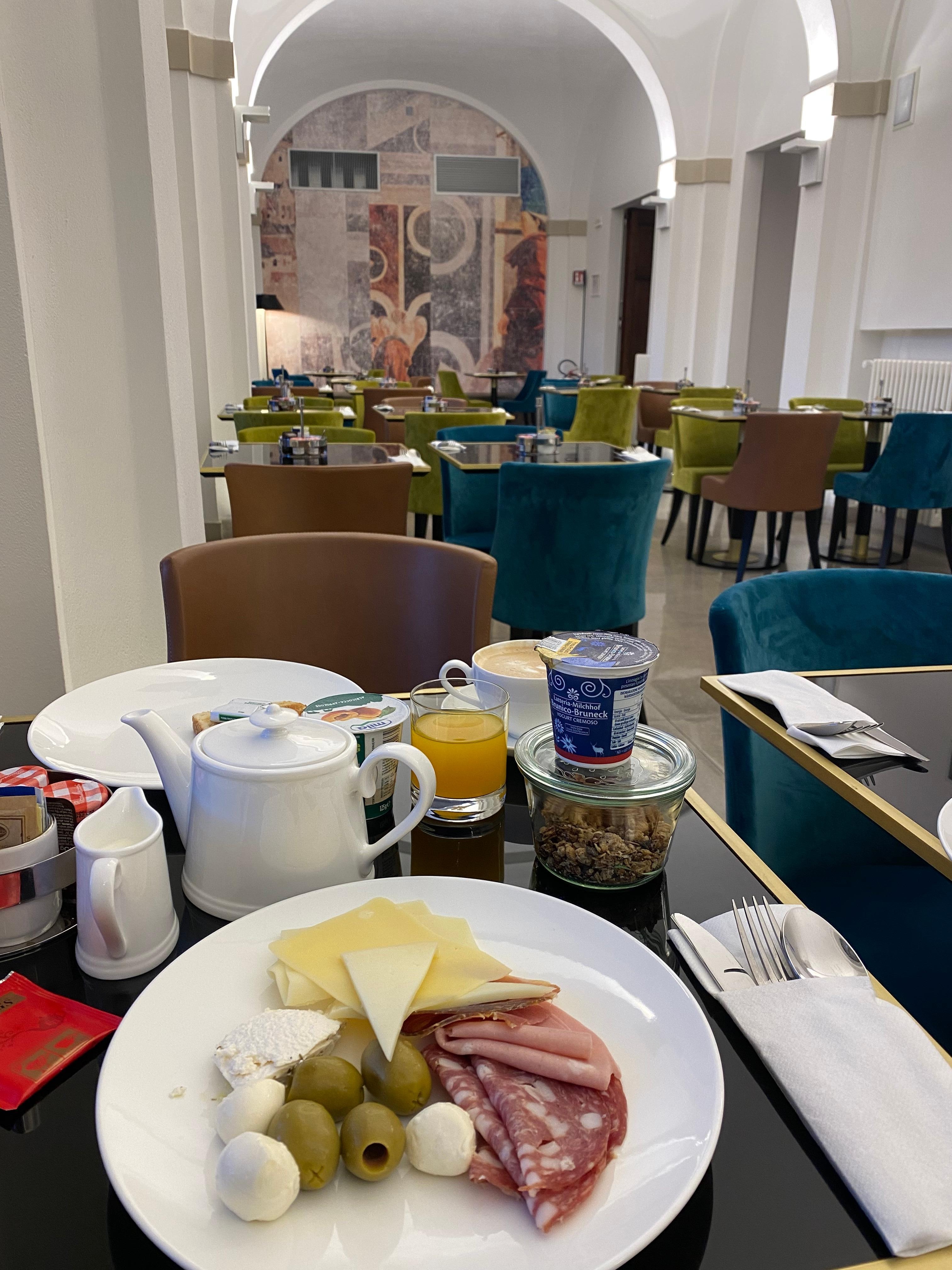 Breakfast room