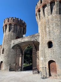 Entrance to Castillo