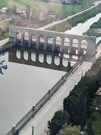 The Altigoz Koprusu barrage from hotel