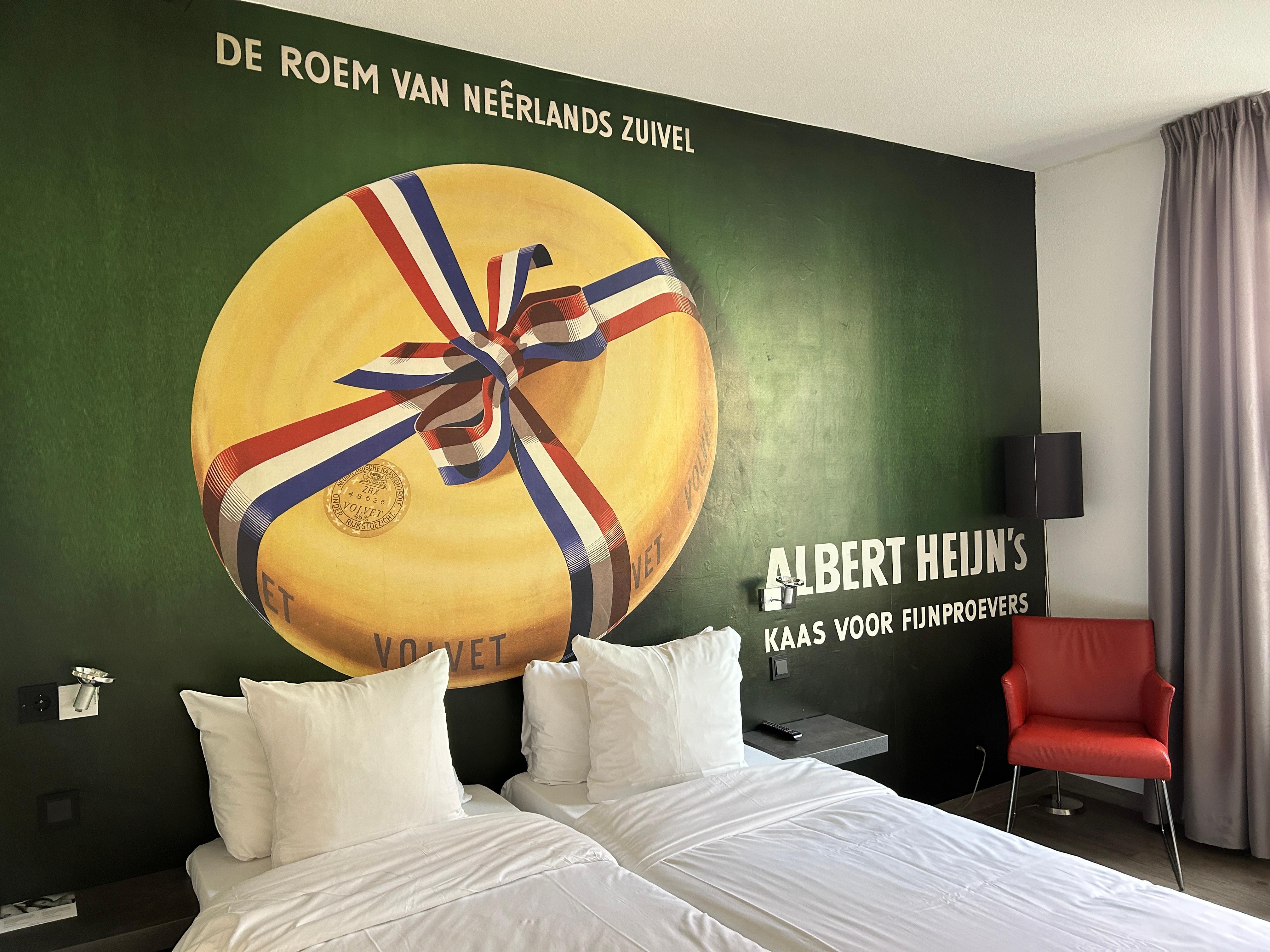 Room decor, Dutch style