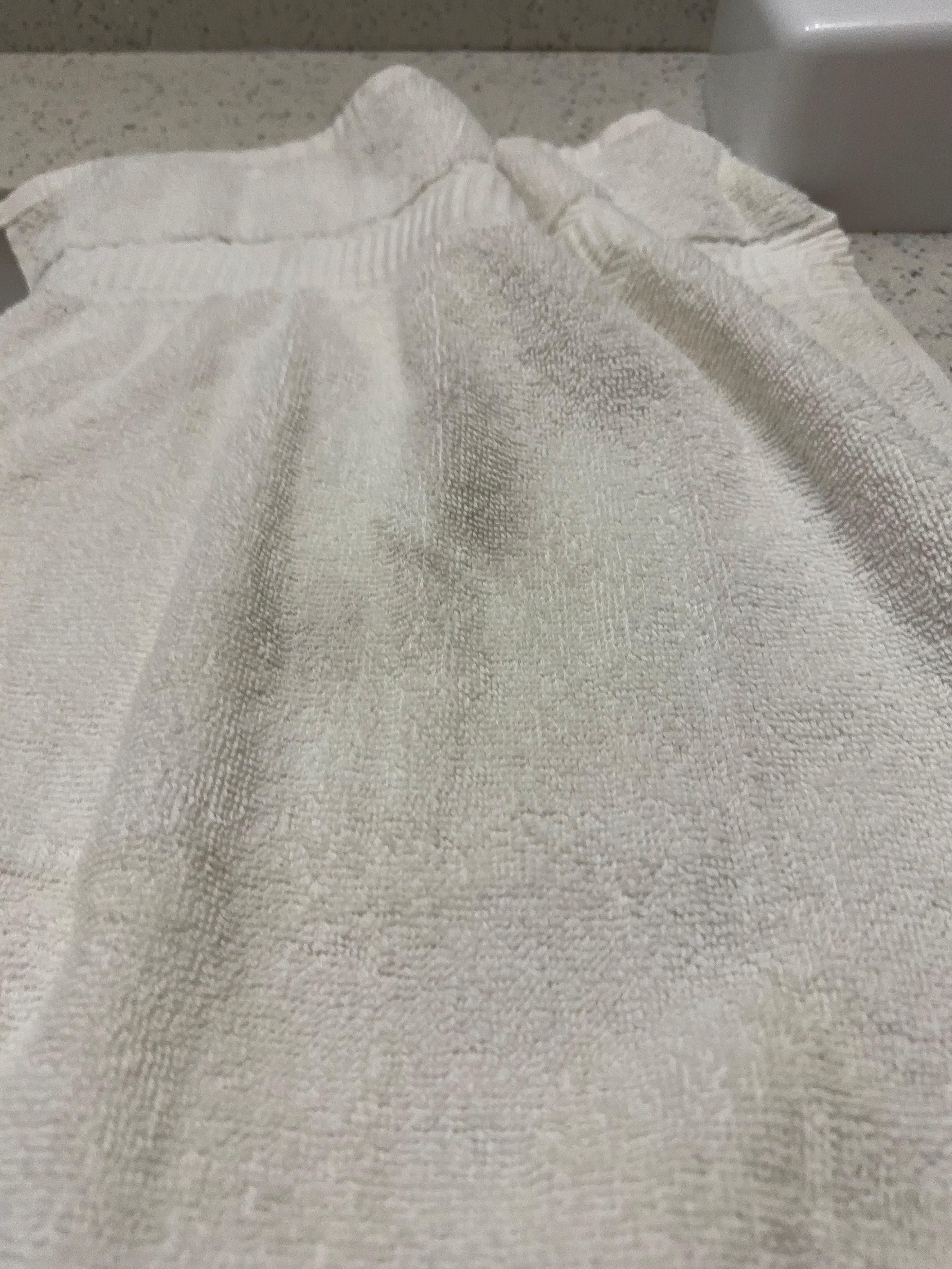 Brand new/opened towel sick