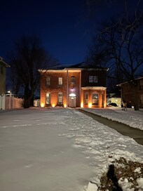 Beautiful at night, safe neighborhood.