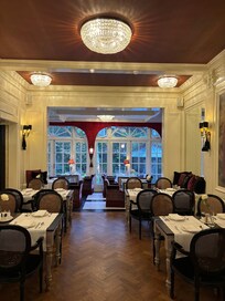 Breakfast room looking out towards patio