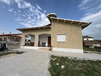 Esterno