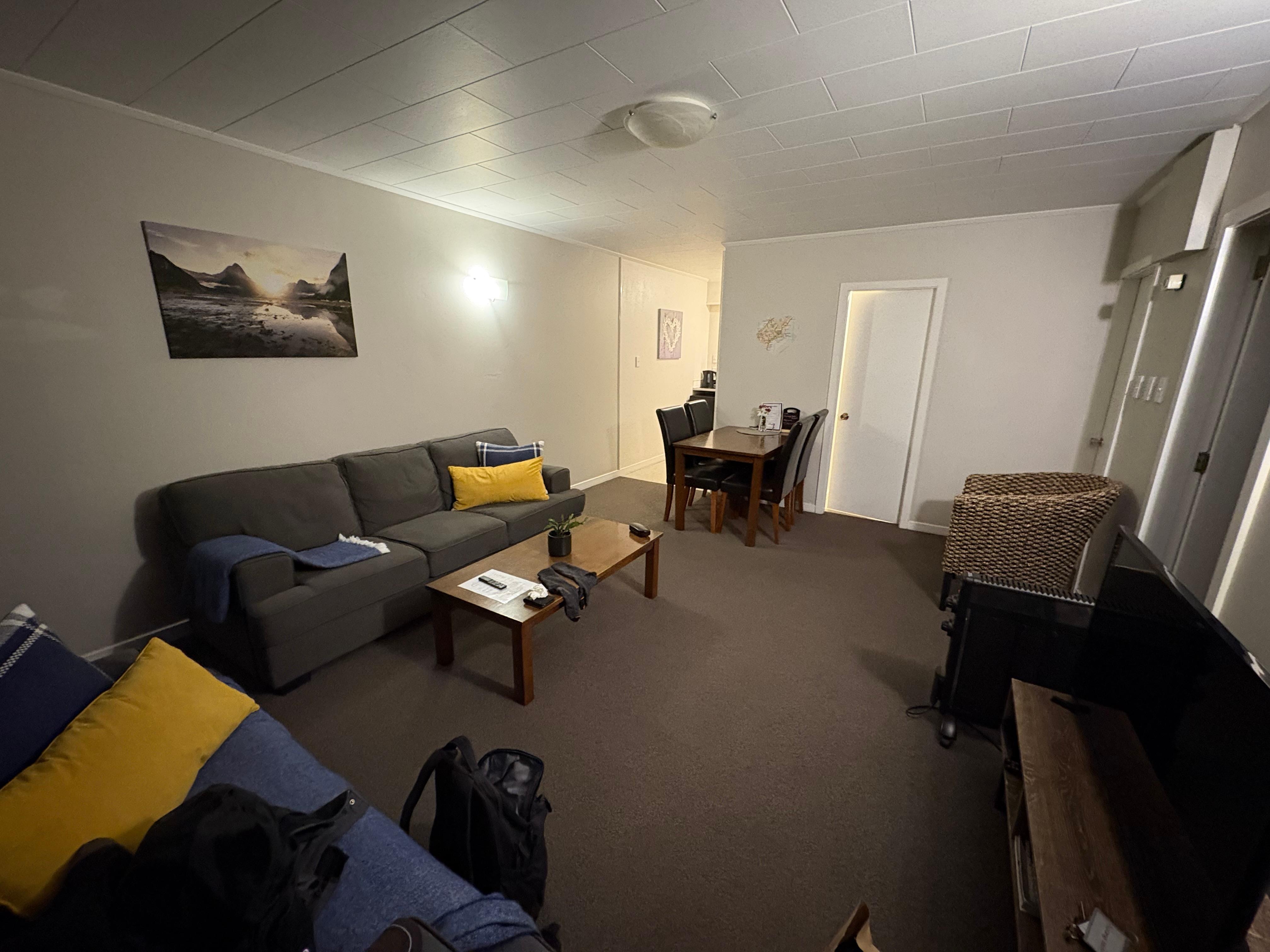 Living room/entry