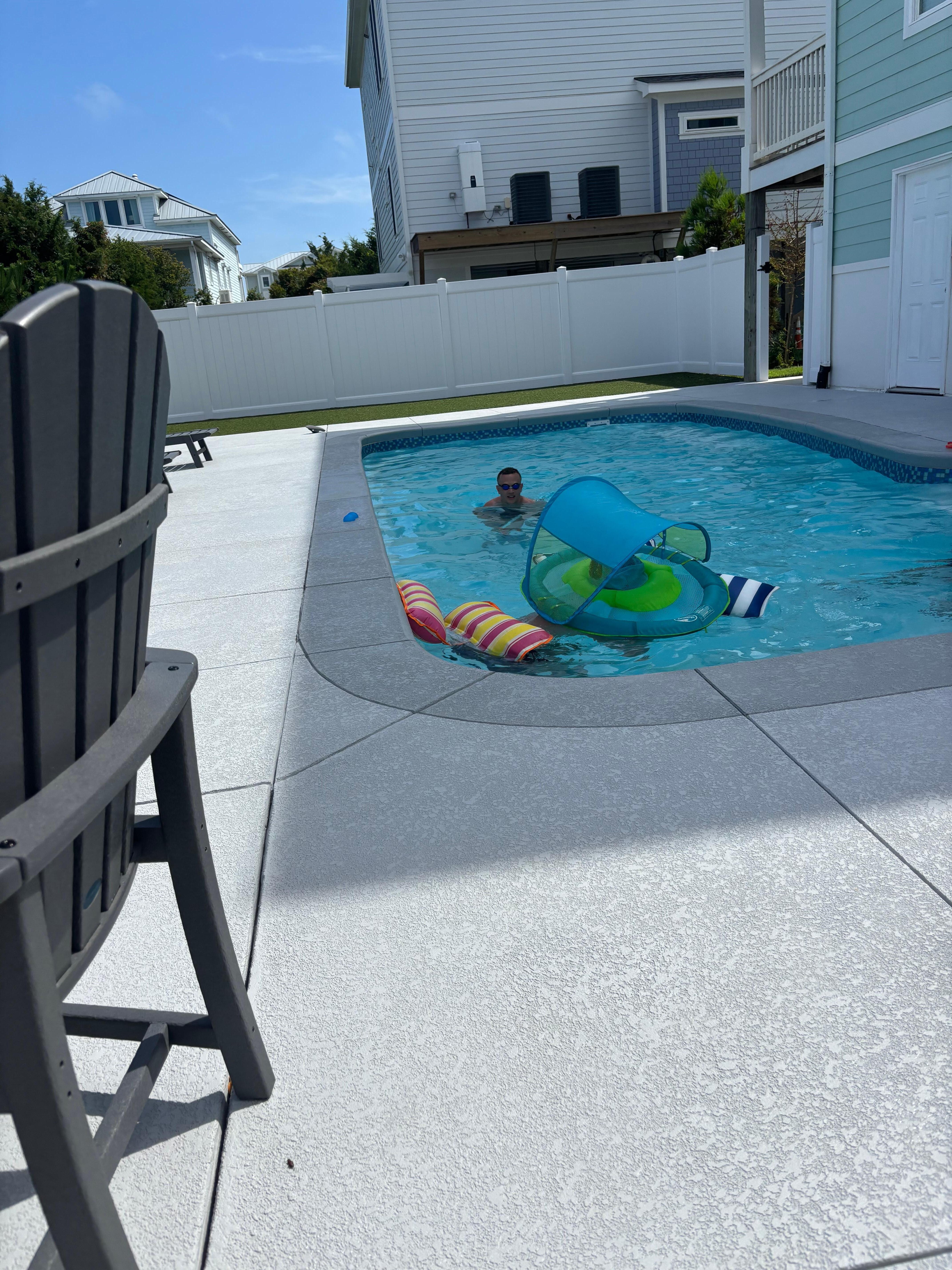 Pappy’s pool!