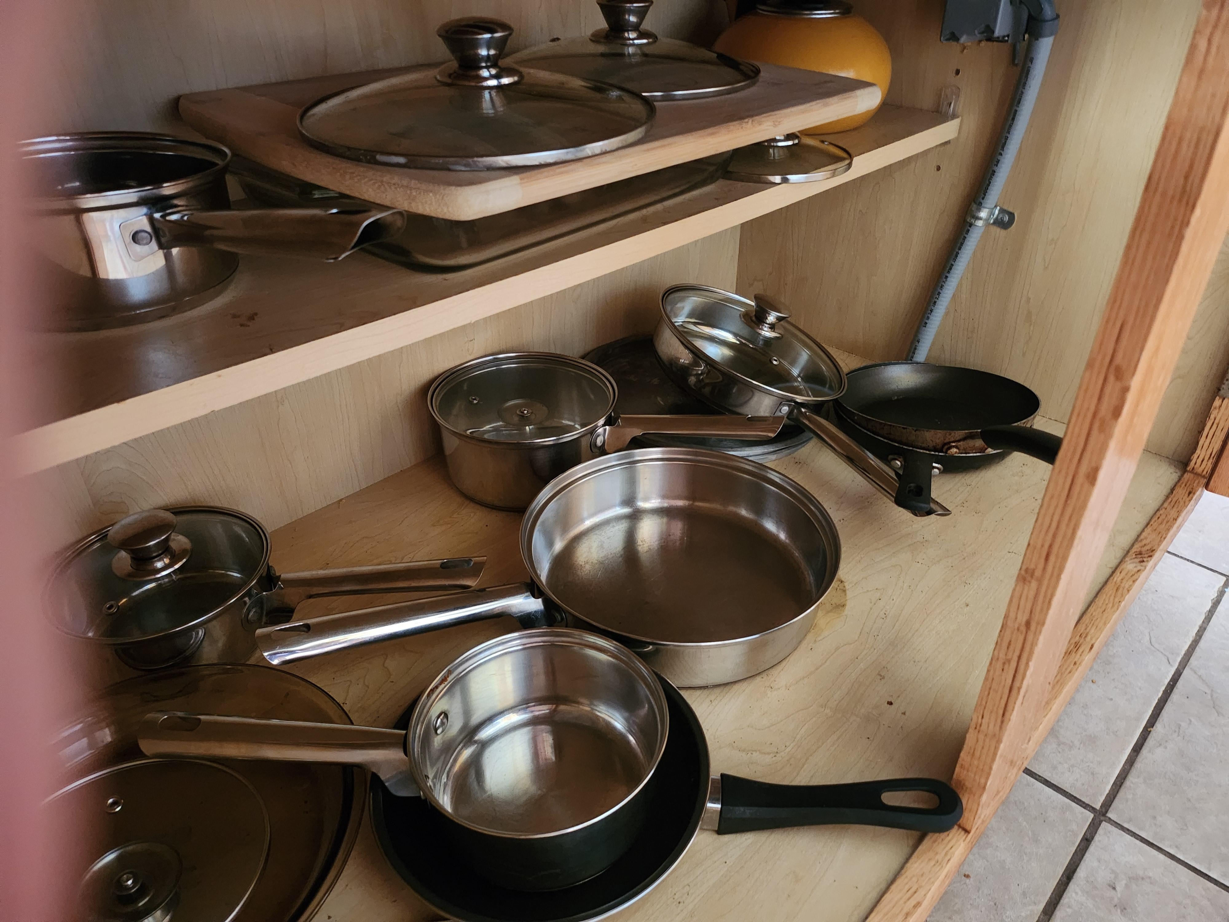 Lack of cooking pots