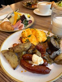 Breakfast