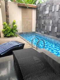 Pool/out door space