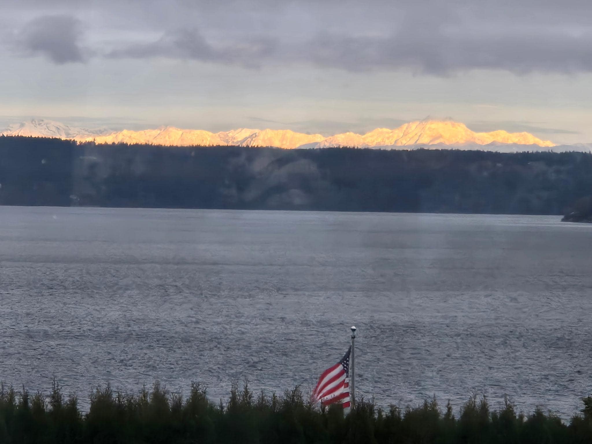 Gorgeous view of the Olympics at sunrise.